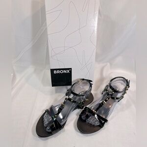NIB Bronx Black Iridescent Sandals